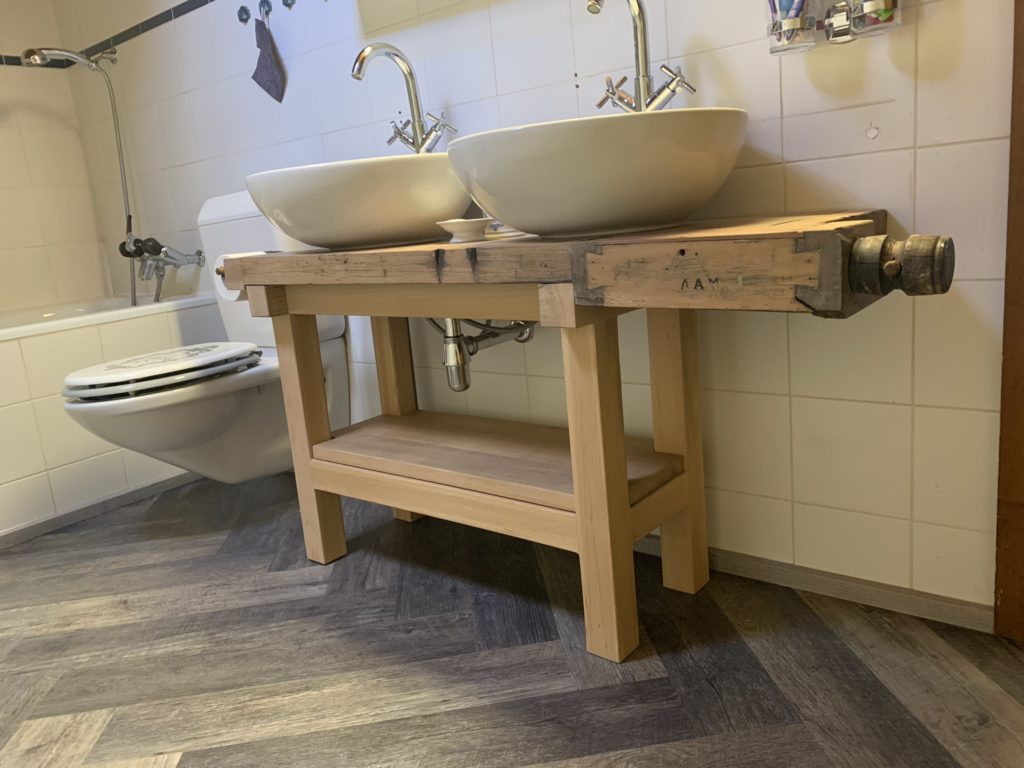 meuble double vasque de salle de bain réalisé sur mesure
